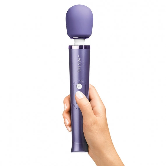 LE WAND PETITE RECHARGABLE VIBRATING MASSAGER